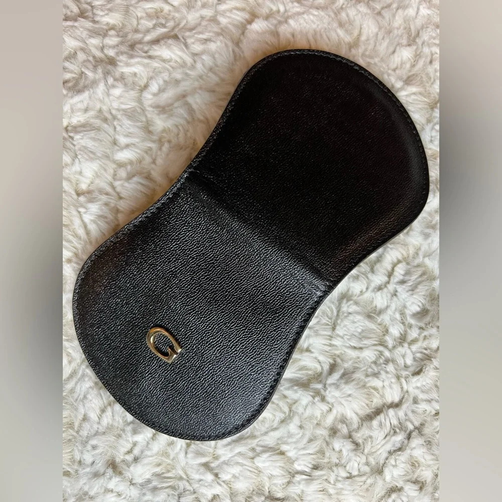 Authentic Gucci Coin Tray Purse - Picture 4 of 6
